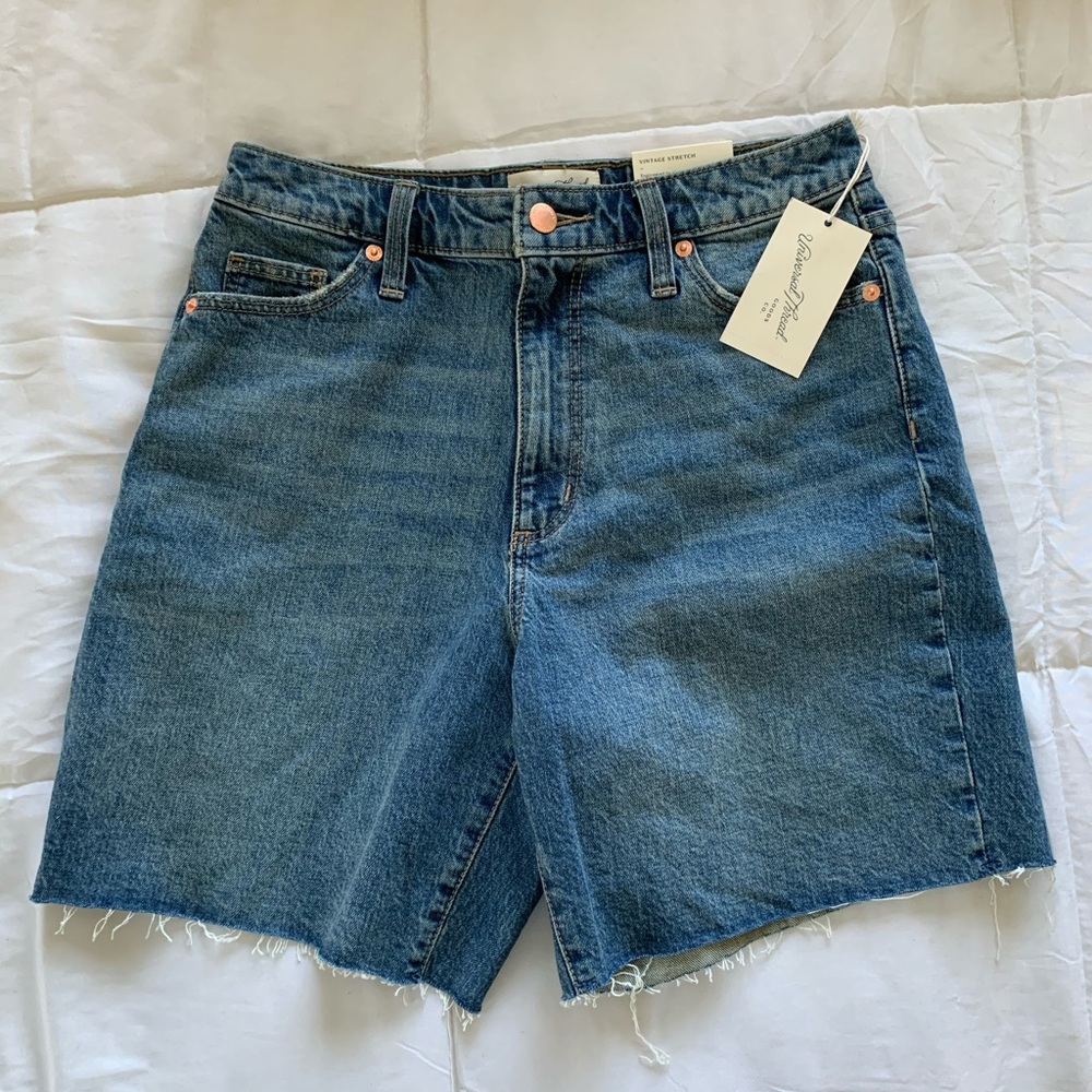 NWT Super High Rise Bermuda Shorts 4
